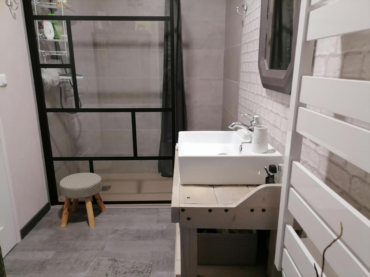 La Croix Landolle Apartment Châteaubernard Екстериор снимка