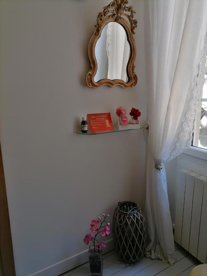 La Croix Landolle Apartment Châteaubernard Екстериор снимка